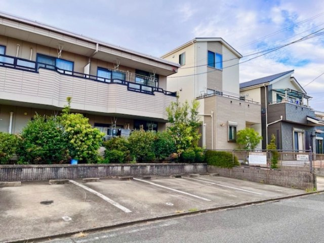 ティアレンスの駐車場|駐車場に車を止められます