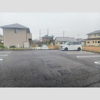 【駐車場】 | リベール | 駐車場です