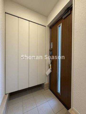 【玄関】 | お出迎えスペースが散らかることなく片付く、大容量のシューズＢＯＸ付！