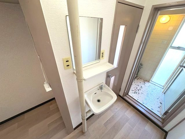 恵マンションの洗面所