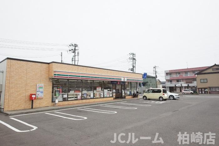 柏崎市東本町３丁目のアパートの周辺