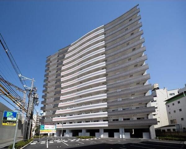 セレニテ京橋クレアの外観|外観は落ち着いています