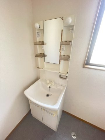 【独立洗面台】