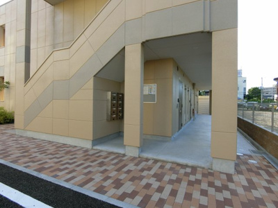 【エントランス】 | B・Cマンション