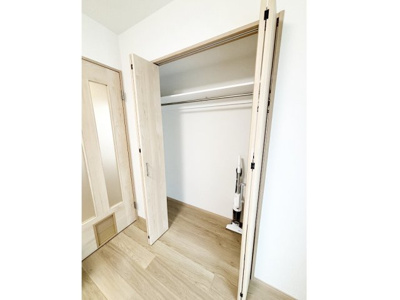 【内装】 | プレール・ドゥーク板橋本町Ⅲ | 明るい色調の室内です