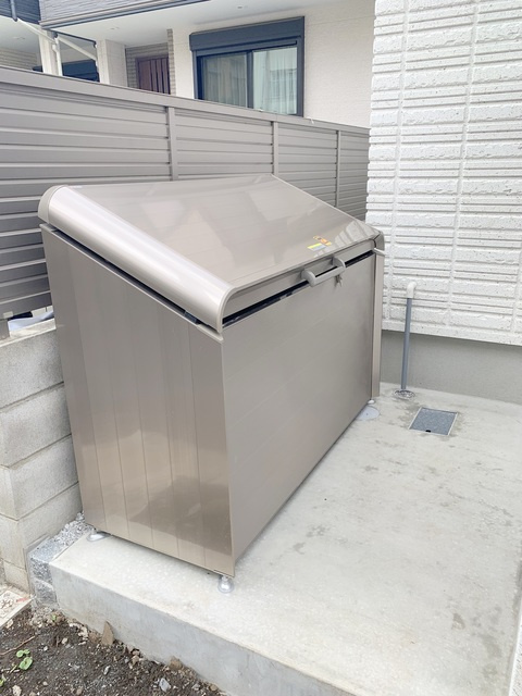 グランヴィラ千歳船橋のその他|★敷地内ごみストッカー★