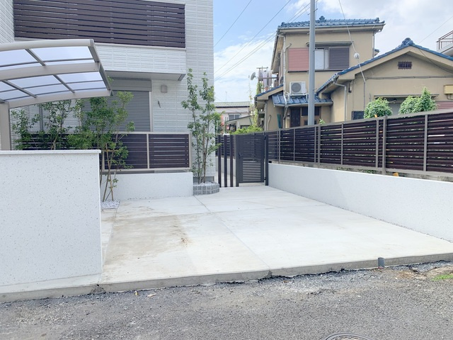 グランヴィラ千歳船橋の駐車場