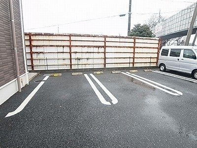 【賃貸アパート】アンジュエールＣの駐車場|駐車場です