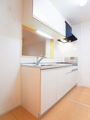 【賃貸アパート】アンジュエールＣのキッチン|キッチンでお料理をお楽しみください