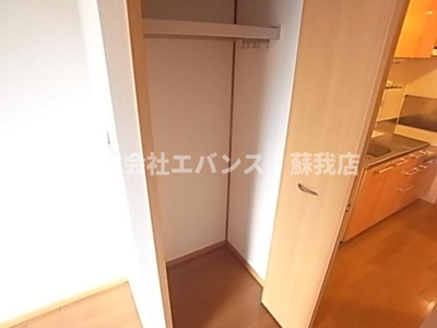 【収納】 | セモア中山 | 便利な収納スペースです