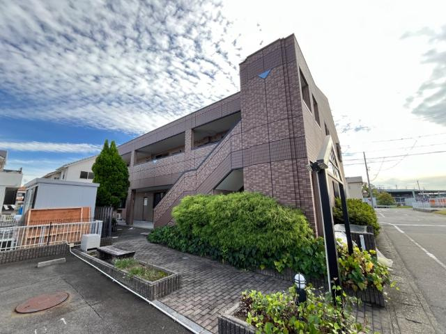 アリスハウスのエントランス|外観写真（昼）