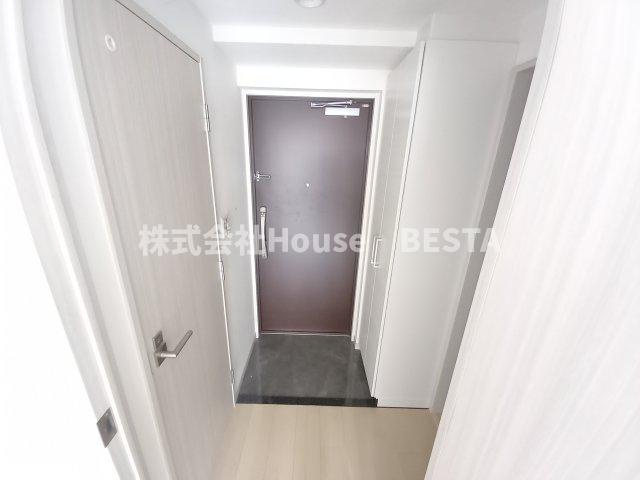 SDグランツ三宮イーストフロントの玄関