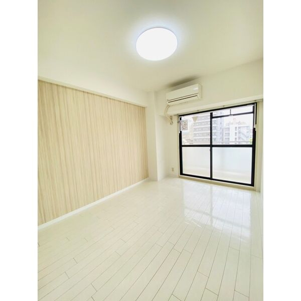 ロベリア弐番館の寝室