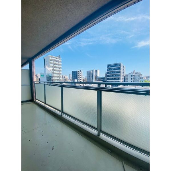 ロベリア弐番館のバルコニー