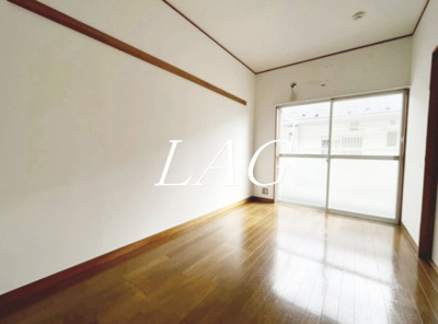 【居間・リビング】 | ホワイトパレス | 洋室のお部屋です。