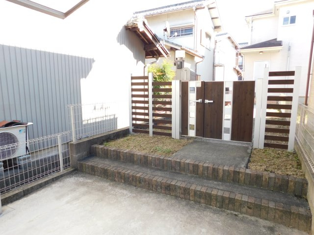 津島市江東町３丁目の中古一戸建のその他|◇門扉◇　　防犯にもなる門扉付き！