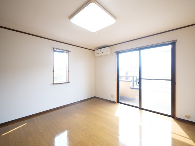 ことぶき北の洋室|※写真は別の部屋のものです。