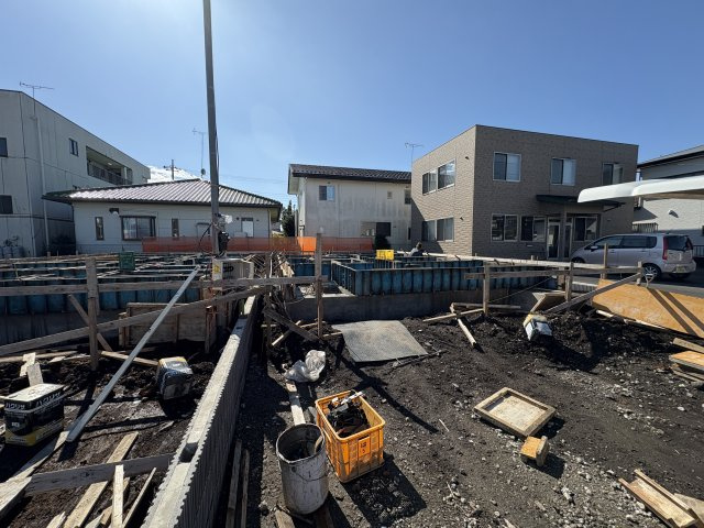 宇都宮市清原台1丁目 全2棟の外観|〇1号棟【3（4）LDK+タタミコーナー】
さりげなく「暮らしやすい」「心地よい」と感じていただけるように、
土地の形や周囲の環境にあわせて、一棟一棟最適なプランを個別に設計しています。
