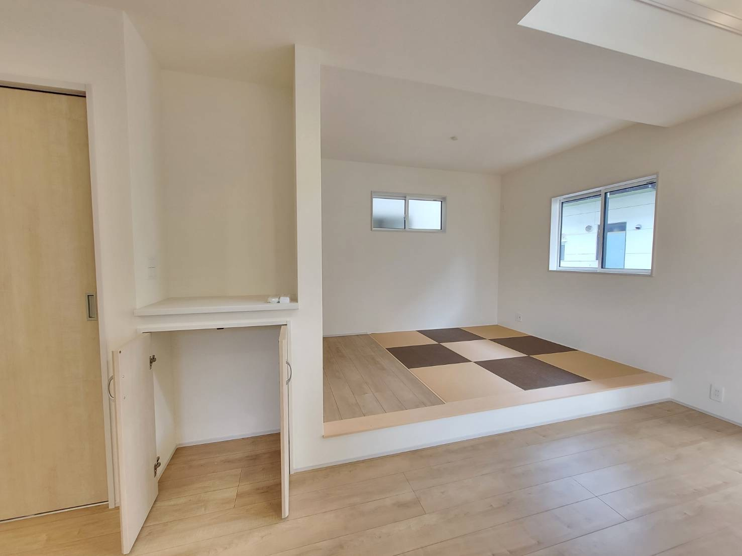 宇都宮市清原台1丁目 全2棟の居間・リビング|〇1号棟　リビング収納〇
※2026年2月撮影