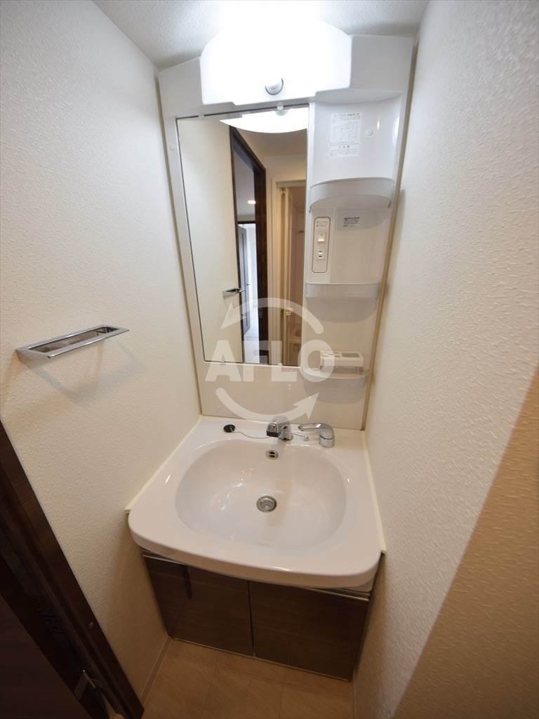 ミラージュパレス上本町の独立洗面台|ミラージュパレス上本町　洗面化粧台