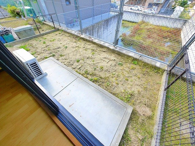 サンシャイン高円の庭|お庭が付いています