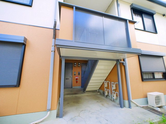 サンシャイン高円のその他|物件の出入り口です。