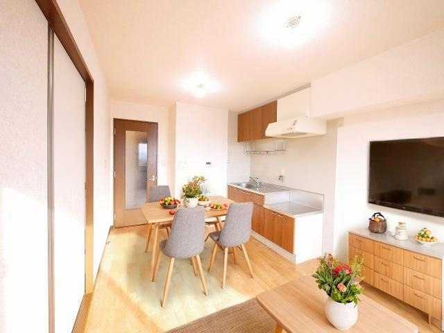 サンシャイン高円の居間・リビング|CGで家具等を配置したもので家具等は含まれません