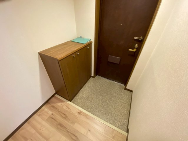 ビエント六甲2の玄関