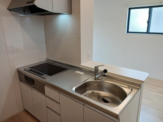 ミライズホーム多門寺　ＥＡＳＴのキッチン