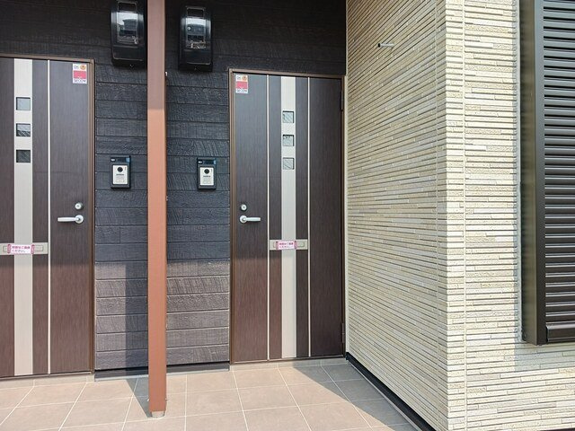 ミライズホーム多門寺　ＥＡＳＴの玄関