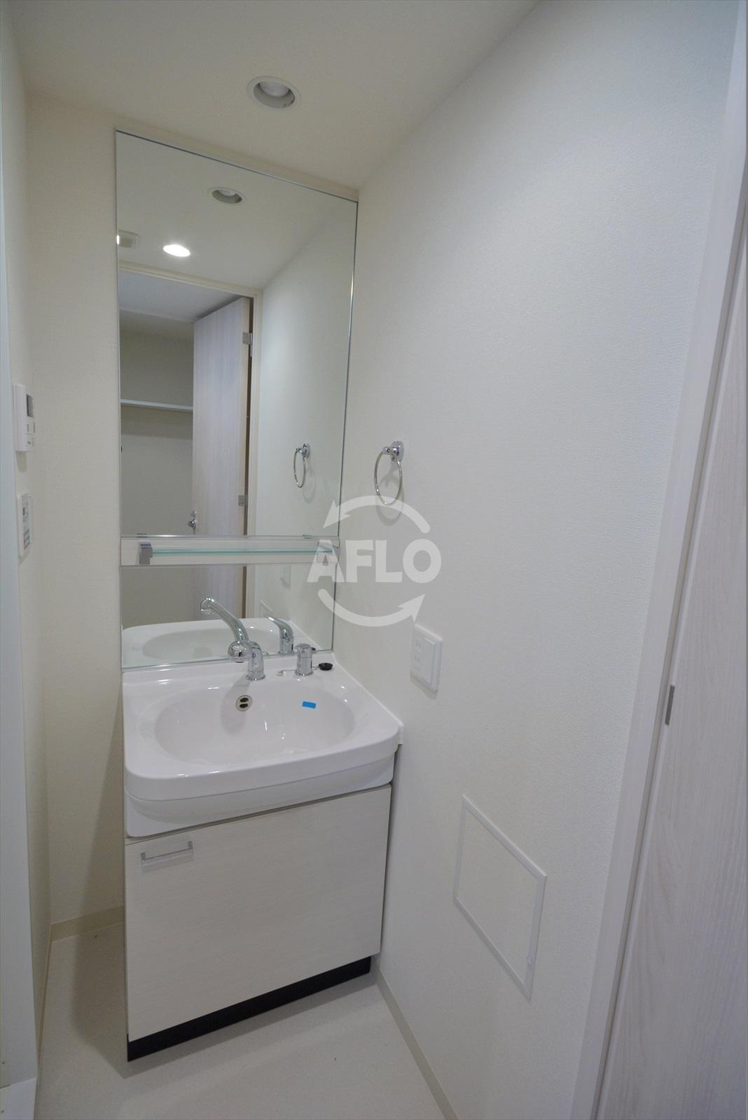 プレサンス北浜ラフェスタの洗面所|プレサンス北浜ラフェスタ　独立洗面台