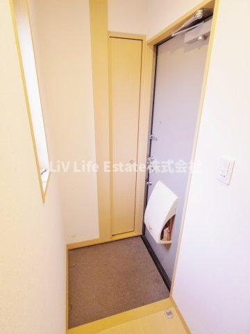 パウゼ西恋ヶ窪の玄関