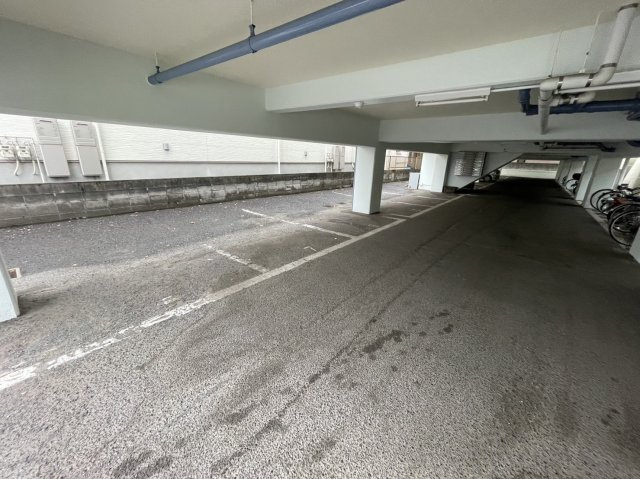 グリーンハイツの駐車場