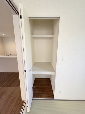 三郷市早稲田7丁目　新築戸建　全1棟の収納|同施工会社の参考写真になります。