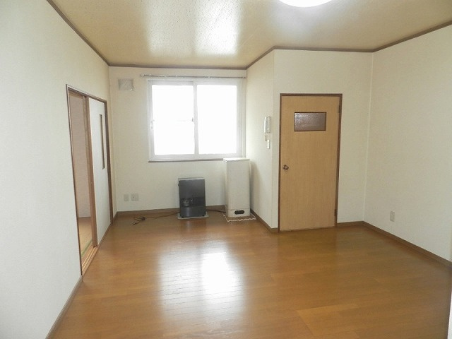 Kアパートの居間・リビング