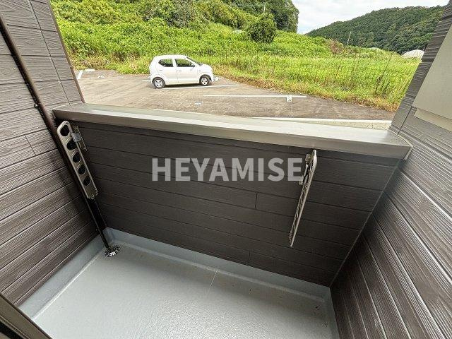 オリーブ平山のバルコニー