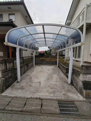 中久喜4丁目濱崎戸建ての駐車場