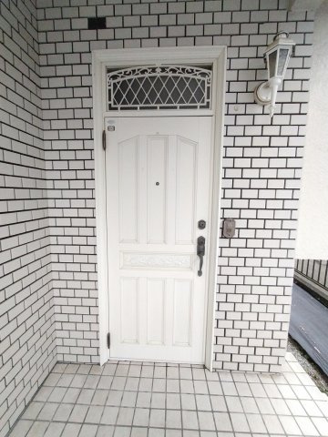 小山市中久喜４丁目の一戸建てのエントランス