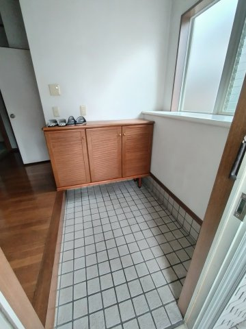 中久喜4丁目濱崎戸建てのエントランス