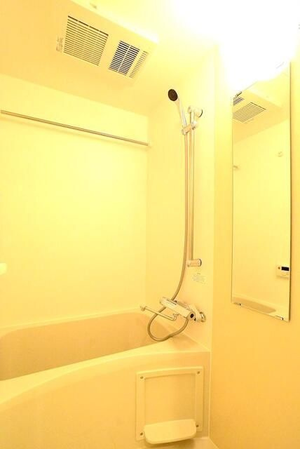 グランドコンシェルジュ池袋本町ウエストの浴室