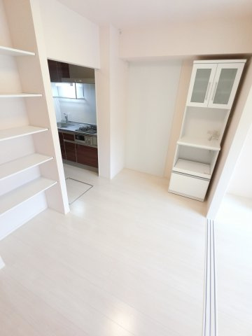 【居間・リビング】