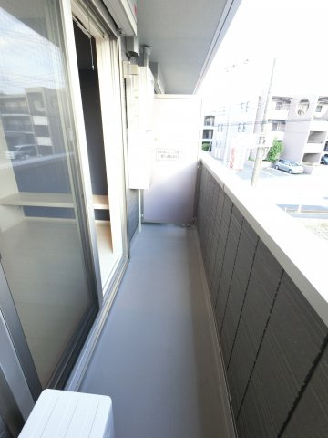 【バルコニー】