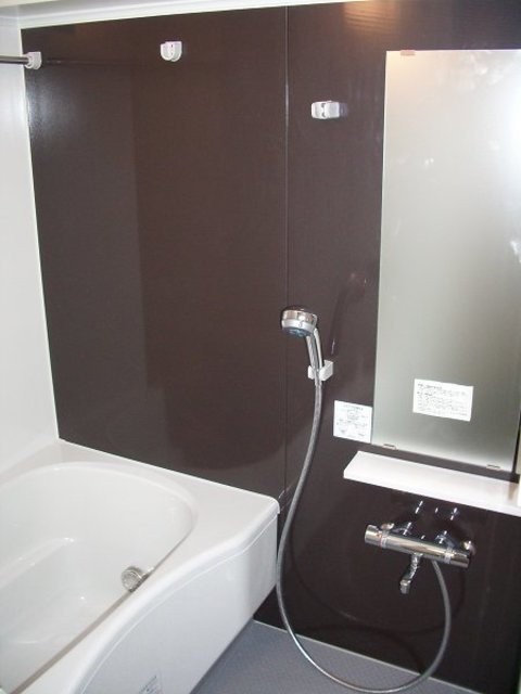 ルーブル高田馬場弐番館の浴室