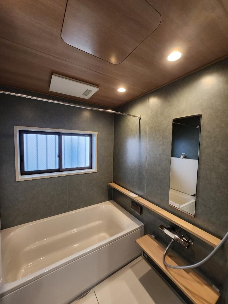 府中市四谷４丁目の中古一戸建の浴室