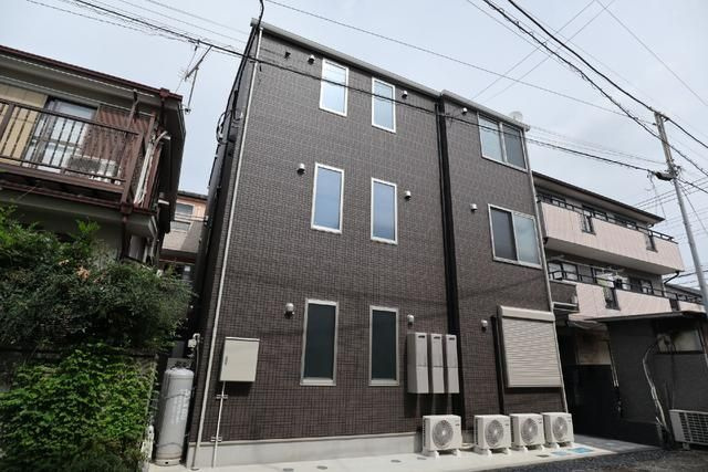 ルミウス芝５丁目の外観