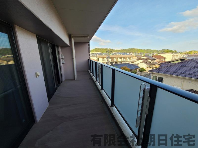 【バルコニー】 | アルファステイツ上乃木 3LDK | お洗濯にも便利なバルコニー付き