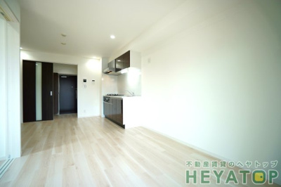 【居間・リビング】 | リュミアン堀田テラス | ＬＤＫ１０帖（同仕様写真）