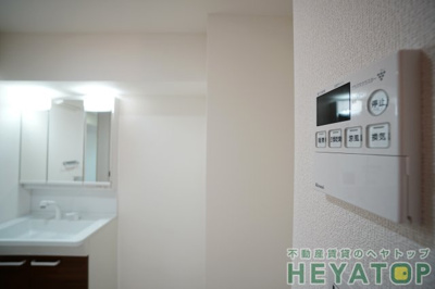 【浴室】 | リュミアン堀田テラス | 浴室乾燥機付き（同仕様写真）