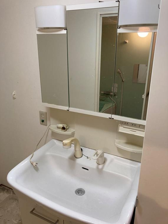 東武大宮公園サンライトマンション弐番館の洗面所