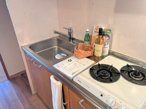 高畑レジデンスのキッチン|コンパクトなキッチンで掃除もラクラク